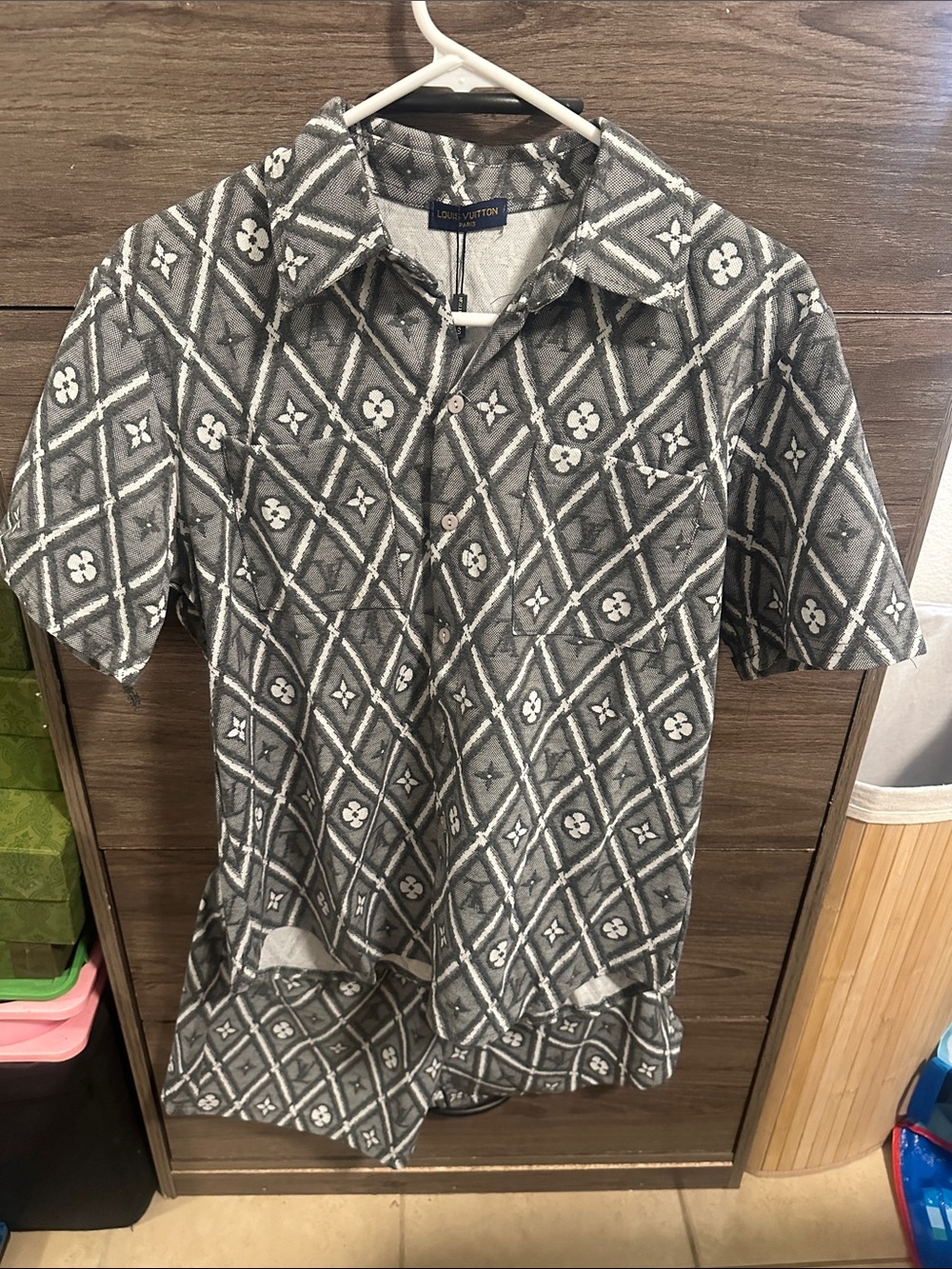 Gray Patterned Short-Sleeve Shirt set size M